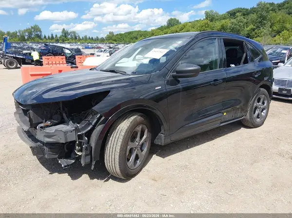1FMCU0MN6PUB33867 2023 FORD ESCAPE - Image 2