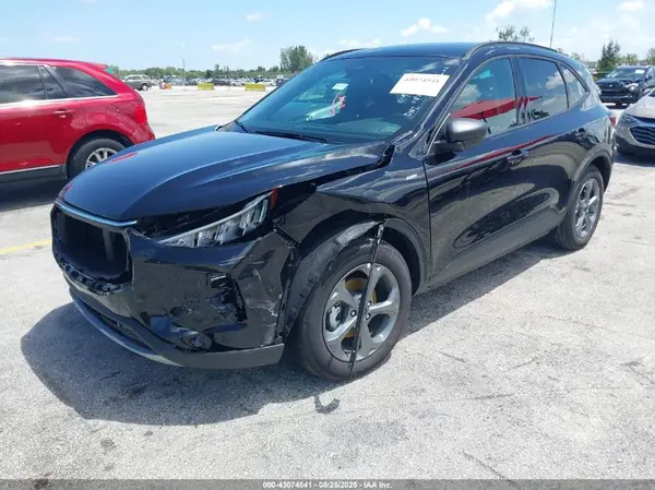 1FMCU0MN6SUB42934 2025 FORD ESCAPE - Image 2