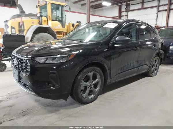 1FMCU0MN7PUA79110 2023 FORD ESCAPE - Image 2