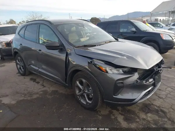 1FMCU0MN7PUB14695 2023 FORD ESCAPE - Image 1