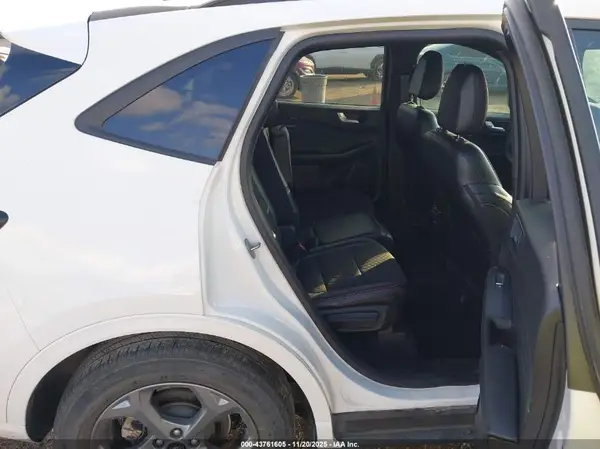 1FMCU0MN7PUB32596 2023 FORD ESCAPE - Image 8