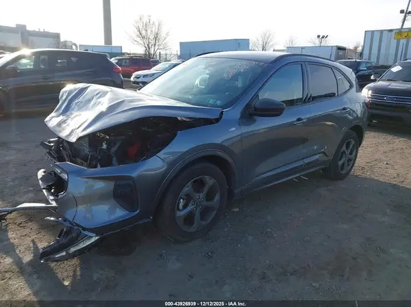 1FMCU0MN7RUA14390 2024 FORD ESCAPE - Image 2