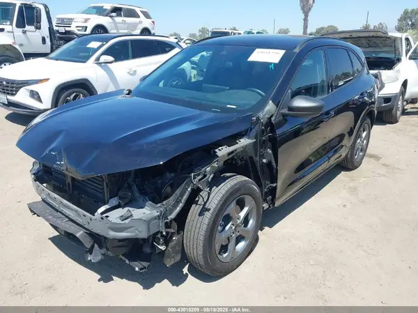 1FMCU0MN8RUA94959 2024 FORD ESCAPE - Image 2