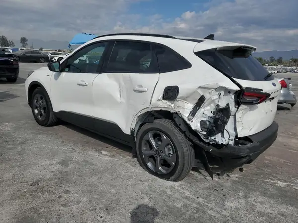 1FMCU0MN8SUA79271 2025 FORD ESCAPE - Image 2