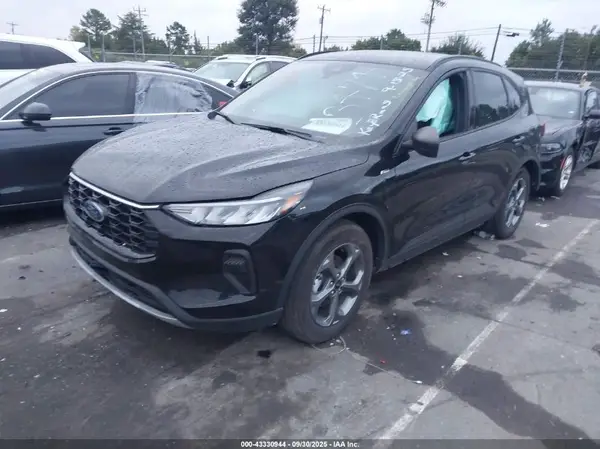 1FMCU0MN8SUB33474 2025 FORD ESCAPE - Image 2
