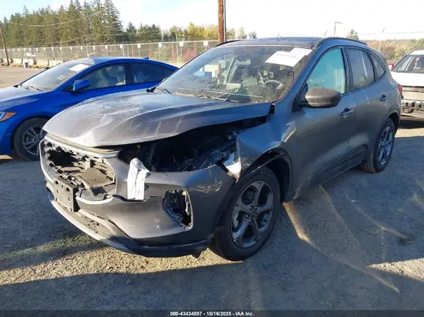 1FMCU0MN8SUB35306 2025 FORD ESCAPE - Image 2