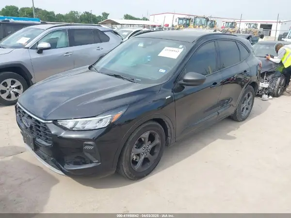1FMCU0MN9PUA52247 2023 FORD ESCAPE - Image 2