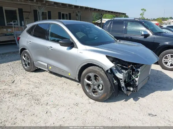 1FMCU0MN9PUB32857 2023 FORD ESCAPE - Image 1