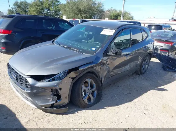 1FMCU0MN9SUB43950 2025 FORD ESCAPE - Image 2
