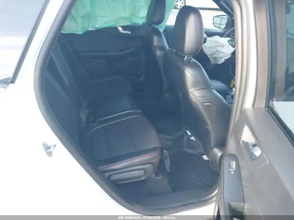1FMCU0MNXPUB18577 2023 FORD ESCAPE - Image 8