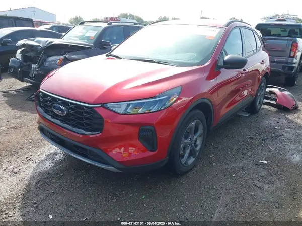 1FMCU0MNXSUA23249 2025 FORD ESCAPE - Image 2
