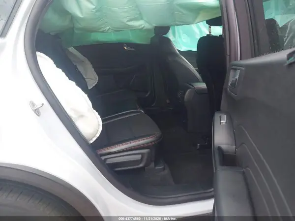 1FMCU0MNXSUB22735 2025 FORD ESCAPE - Image 8