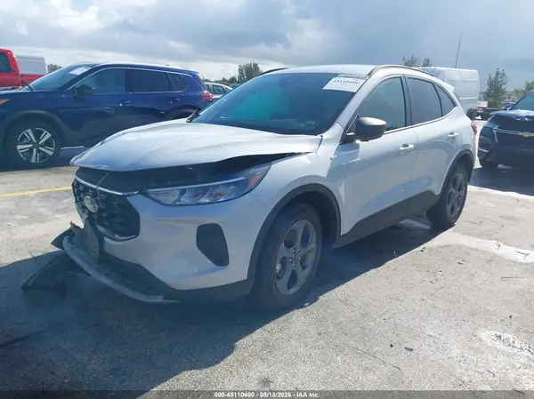 1FMCU0MNXSUB32147 2025 FORD ESCAPE - Image 2
