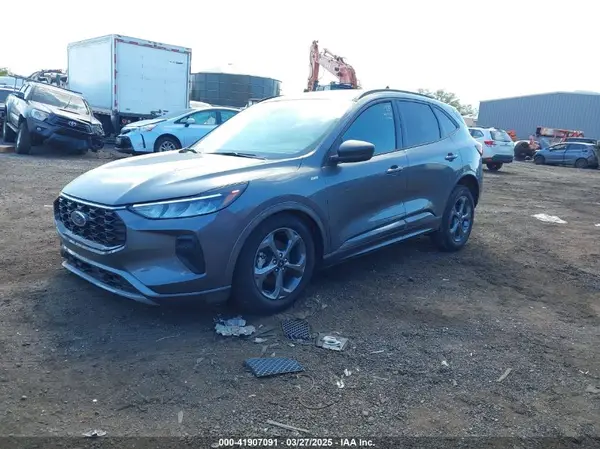 1FMCU0MZ0PUA96995 2023 FORD ESCAPE - Image 2