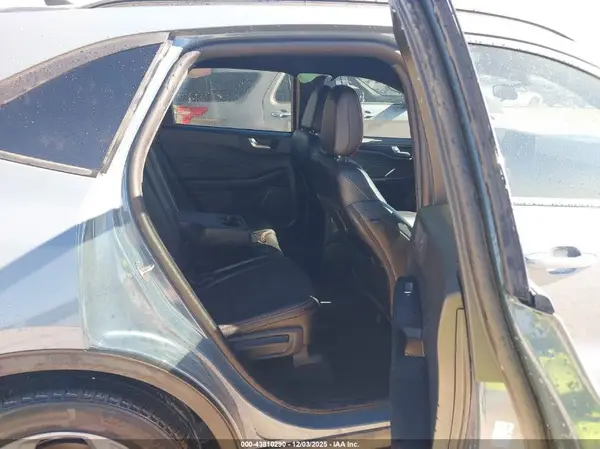 1FMCU0MZ0SUB42513 2025 FORD ESCAPE - Image 8