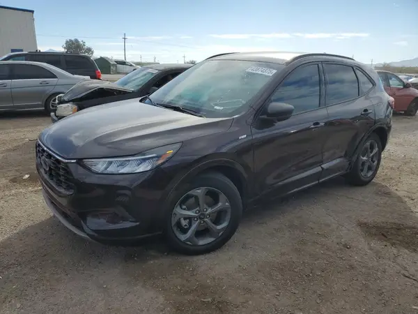 1FMCU0MZ4PUB35359 2023 FORD ESCAPE - Image 1