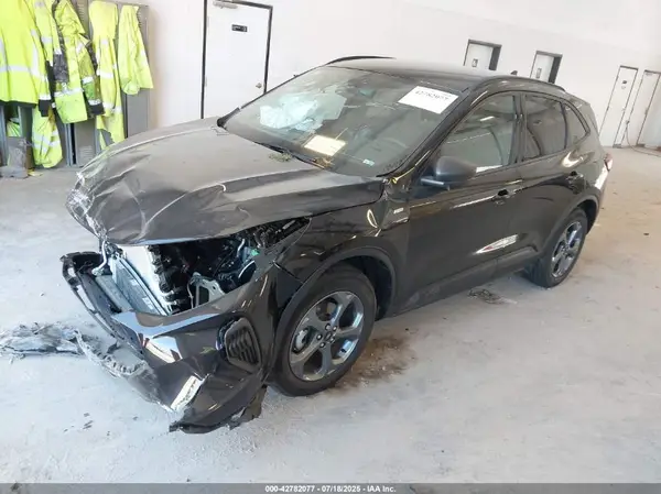 1FMCU0MZ4SUA02982 2025 FORD ESCAPE - Image 2