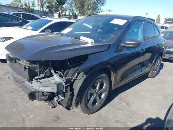 1FMCU0MZ6RUA16215 2024 FORD ESCAPE - Image 2