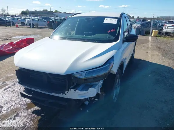 1FMCU0MZ7SUA77644 2025 FORD ESCAPE - Image 2