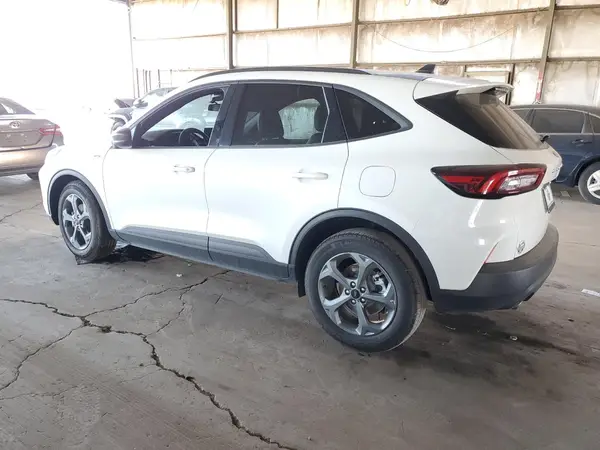1FMCU0MZ9SUA55175 2025 FORD ESCAPE - Image 2