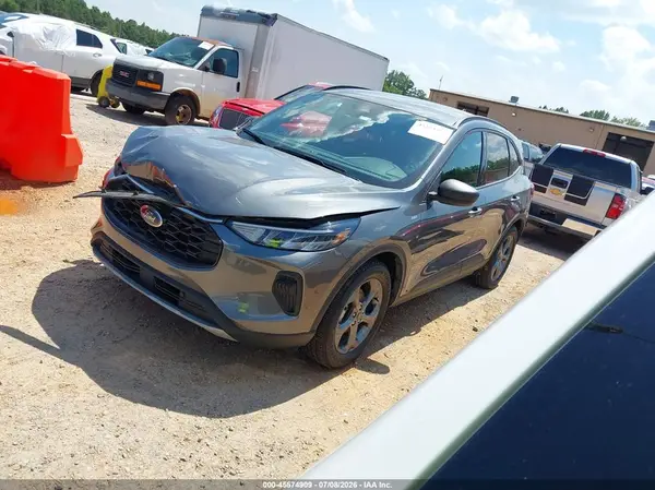 1FMCU0MZ9SUA61154 2025 FORD ESCAPE - Image 2