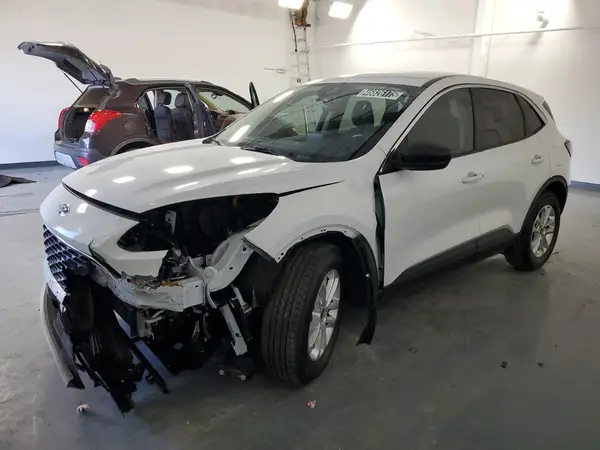 1FMCU9BZ1NUA24675 2022 FORD ESCAPE - Image 1