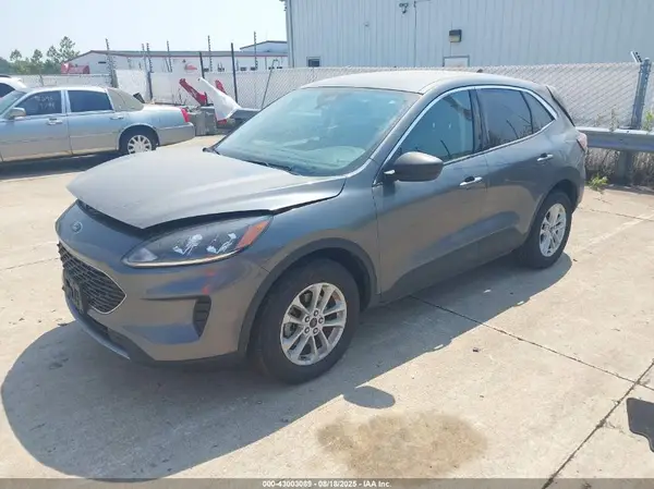 1FMCU9BZ1NUA49219 2022 FORD ESCAPE - Image 2