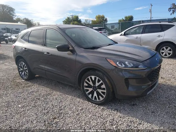 1FMCU9BZ2LUB92774 2020 FORD ESCAPE - Image 1