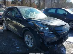 1FMCU9BZ2MUA02960 2021 FORD ESCAPE