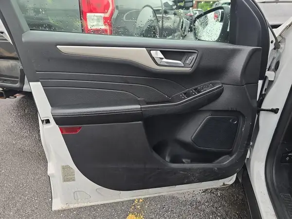 1FMCU9BZ3MUA67557 2021 FORD ESCAPE - Image 8
