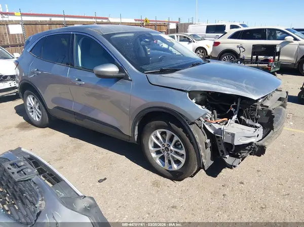 1FMCU9BZ4MUA84531 2021 FORD ESCAPE - Image 1