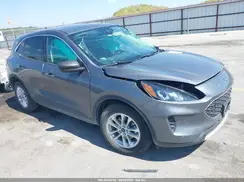 1FMCU9BZ4NUA72574 2022 FORD ESCAPE