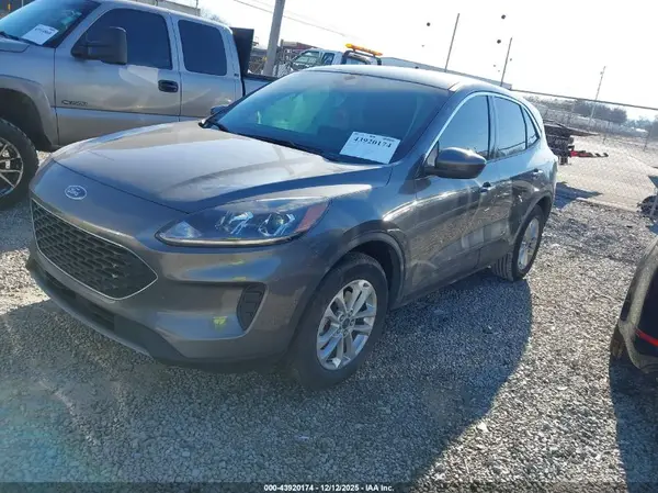 1FMCU9BZ5MUB27077 2021 FORD ESCAPE - Image 2