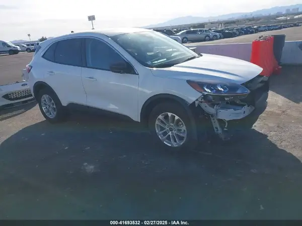 1FMCU9BZ5NUA46050 2022 FORD ESCAPE - Image 1
