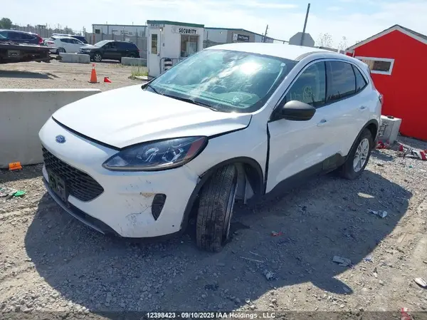 1FMCU9BZ5NUA73605 2022 FORD ESCAPE - Image 2