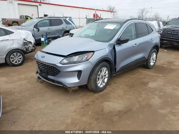 1FMCU9BZ5NUB06831 2022 FORD ESCAPE - Image 2
