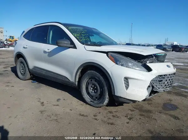 1FMCU9BZ6NUB58176 2022 FORD ESCAPE - Image 1