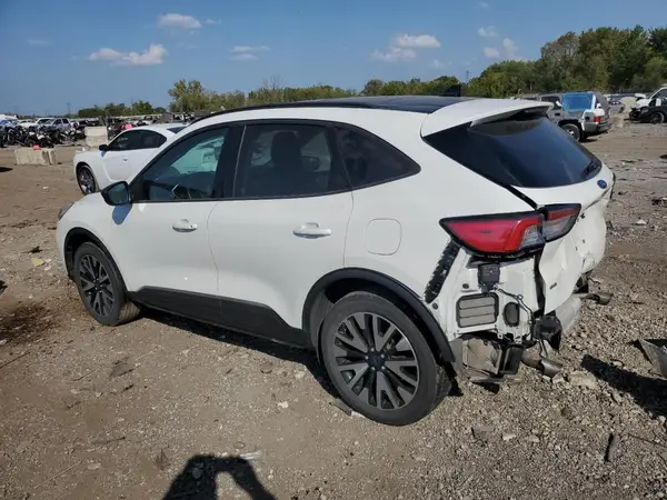 1FMCU9BZ7LUA15203 2020 FORD ESCAPE - Image 2
