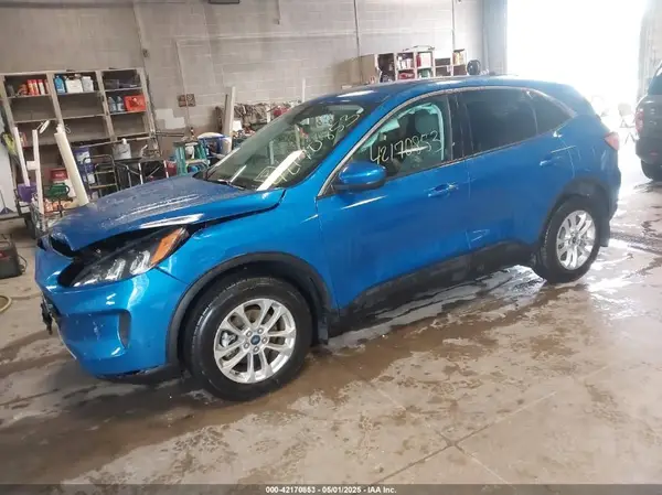 1FMCU9BZ7MUA06972 2021 FORD ESCAPE - Image 2