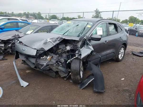 1FMCU9BZ7MUA25344 2021 FORD ESCAPE - Image 2