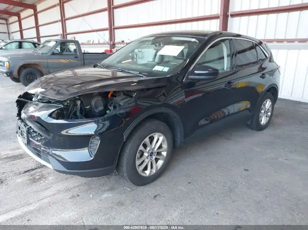 1FMCU9BZ7MUA27143 2021 FORD ESCAPE - Image 2