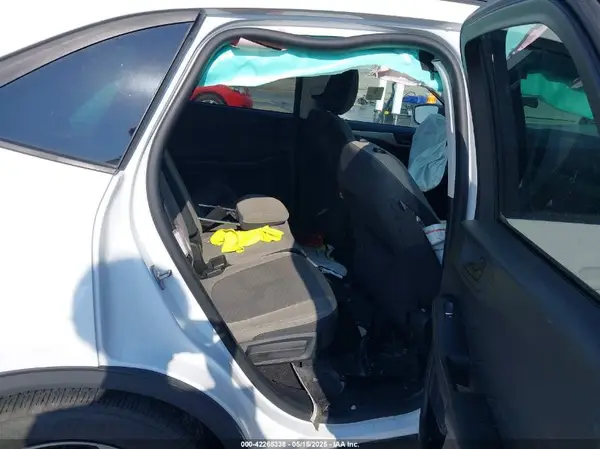 1FMCU9BZ7NUB06992 2022 FORD ESCAPE - Image 8