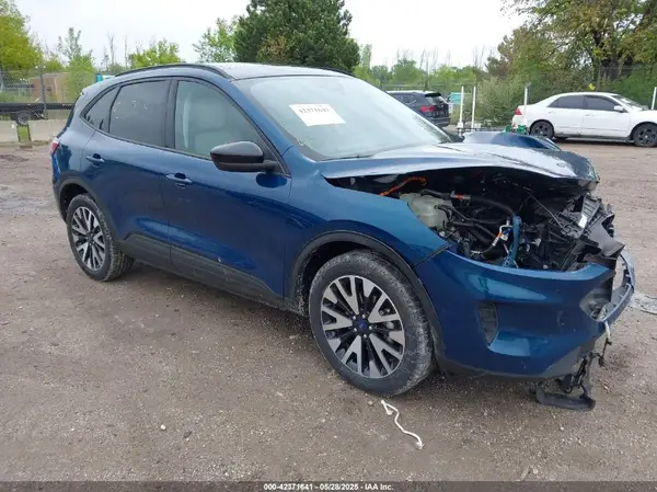 1FMCU9BZ8LUC13160 2020 FORD ESCAPE - Image 1