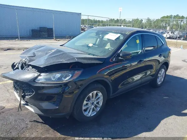 1FMCU9BZ8MUA82491 2021 FORD ESCAPE - Image 2