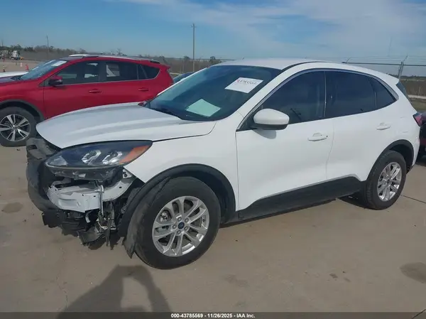 1FMCU9BZ8MUA82801 2021 FORD ESCAPE - Image 2