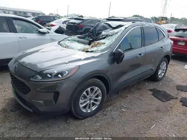1FMCU9BZ8NUA45930 2022 FORD ESCAPE - Image 2
