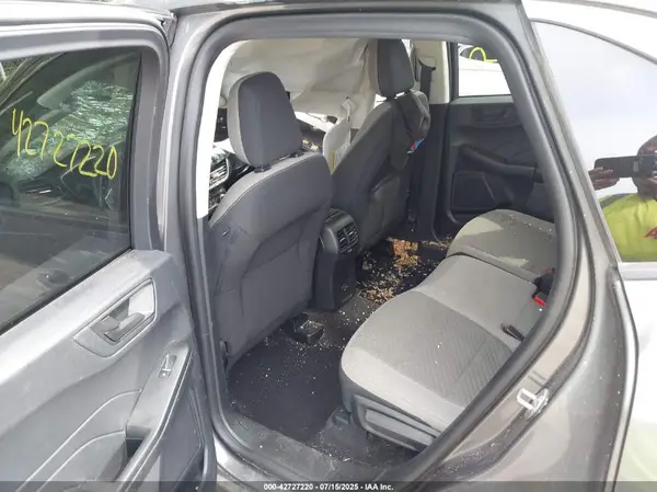 1FMCU9BZ8NUA45930 2022 FORD ESCAPE - Image 8