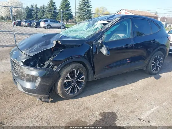 1FMCU9BZ9MUB21590 2021 FORD ESCAPE - Image 2