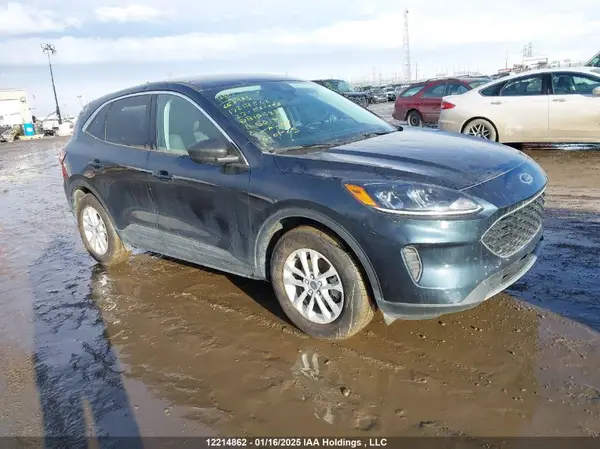 1FMCU9BZXNUB10583 2022 FORD ESCAPE - Image 1