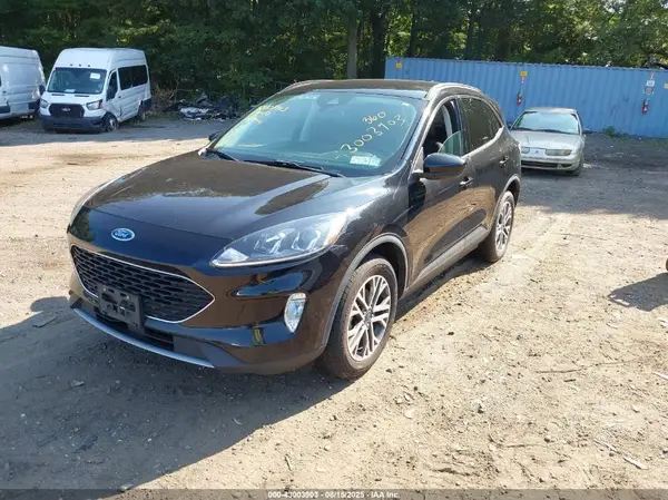1FMCU9CZ0MUA54277 2021 FORD ESCAPE - Image 2